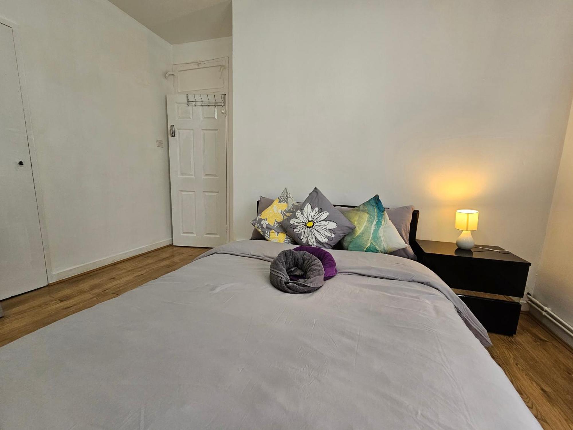 Globe Rooms Лондон Экстерьер фото
